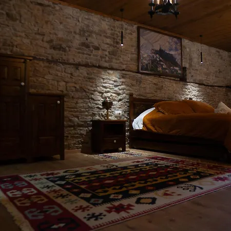 Old Bazaar 1790 3* Gjirokastër