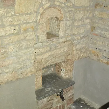 Old Bazaar 1790 3* Gjirokaster