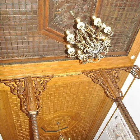 Old Bazaar 1790 Hotel