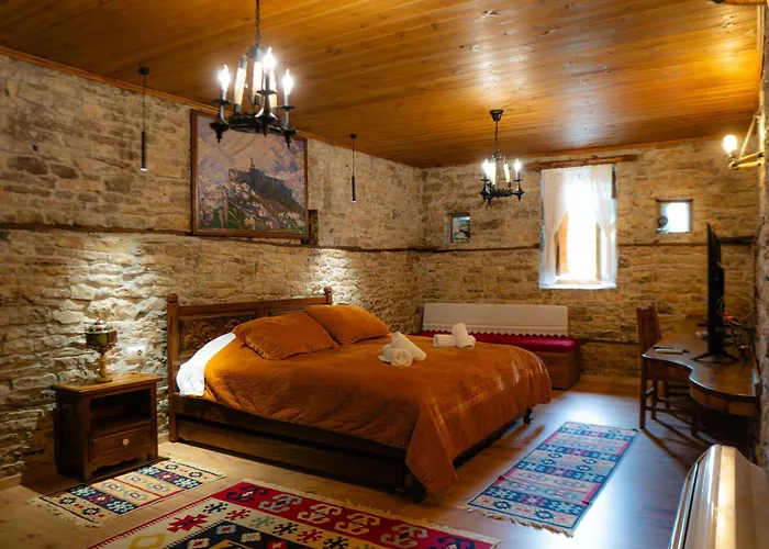 Old Bazaar 1790 Hotel Gjirokastër
