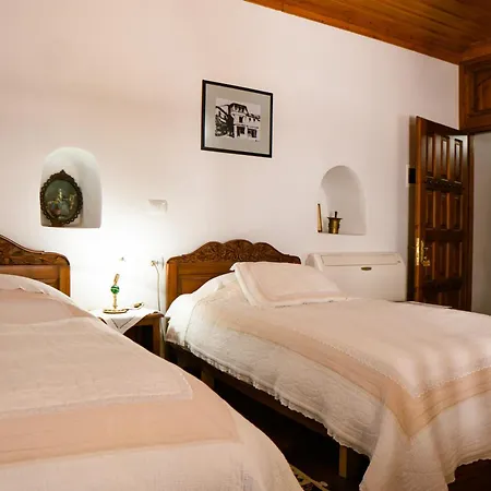 Old Bazaar 1790 3* ジロカストラ