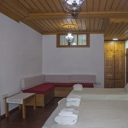 Old Bazaar 1790 3* Гирокастра