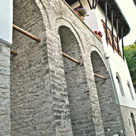 Отель Old Bazaar 1790 3*